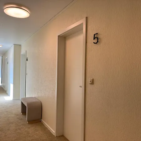 Zwischen Den Meeren * Wallsbull