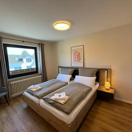 Hotel Zwischen Den Meeren Wallsbull