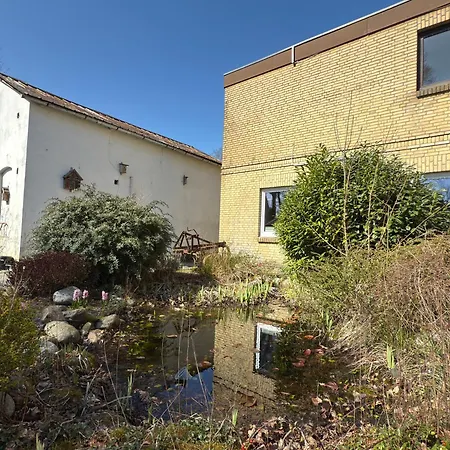 Hotel Zwischen Den Meeren Wallsbull