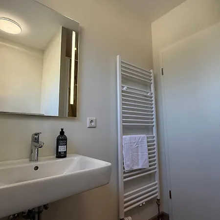 Zwischen Den Meeren *