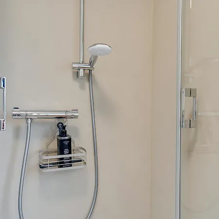 Hotel Zwischen Den Meeren Wallsbull